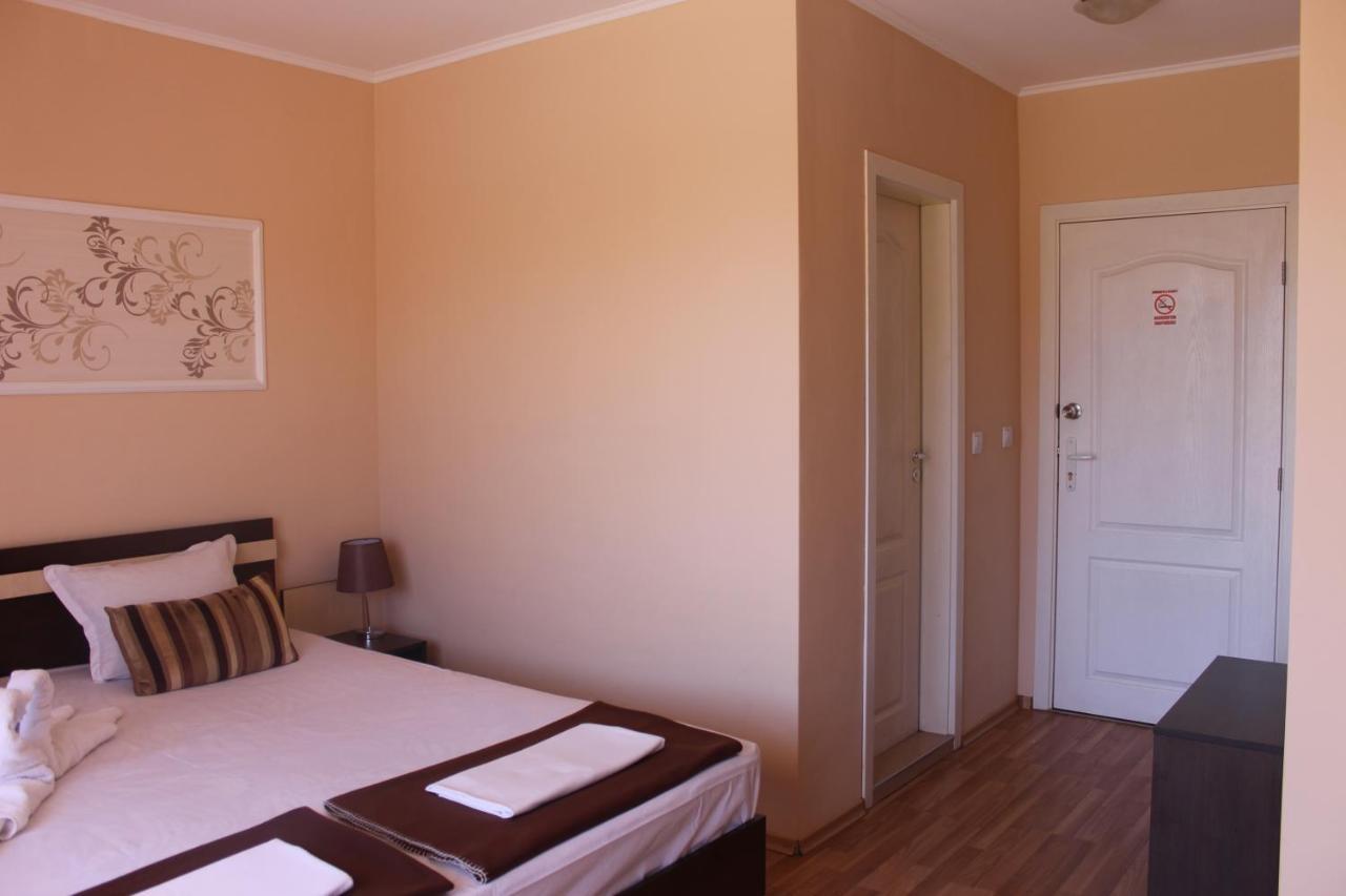 Respekt Guest House Sunny Beach Ngoại thất bức ảnh