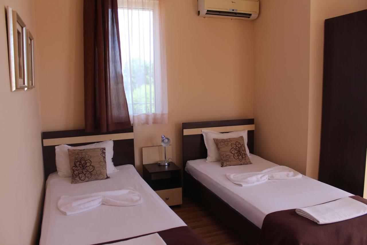 Respekt Guest House Sunny Beach Ngoại thất bức ảnh